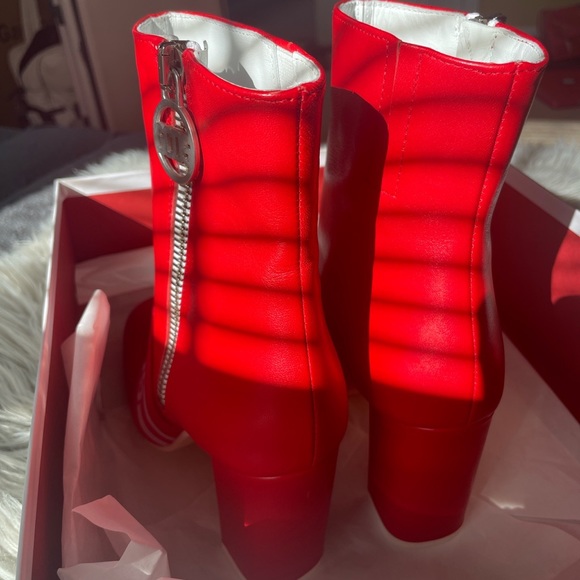 GCDS Red Leather Boots - Picture 4 of 4